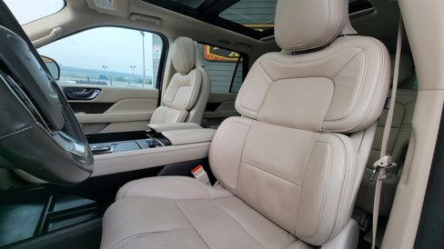 Used 2019 Lincoln Navigator Reserve image 20