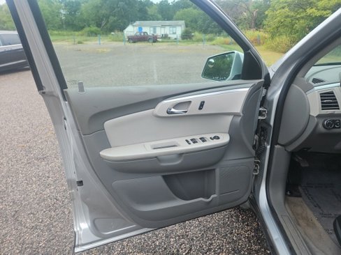 Used 2012 Chevrolet Traverse LT image 14