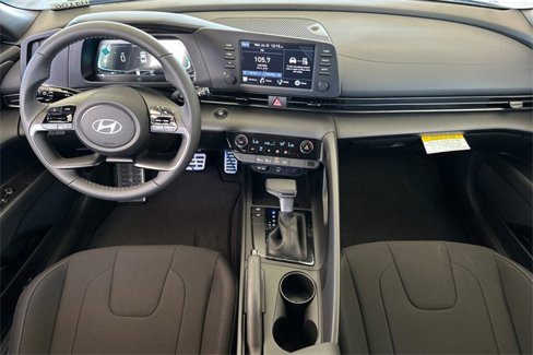 New 2025 Hyundai Elantra Sport image 10