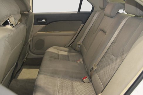 Used 2012 Ford Fusion SE image 16