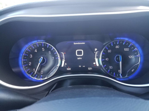 New 2025 Chrysler Pacifica Select image 27