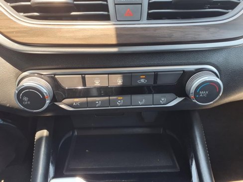 Used 2023 Nissan Altima 2.5 SV image 19