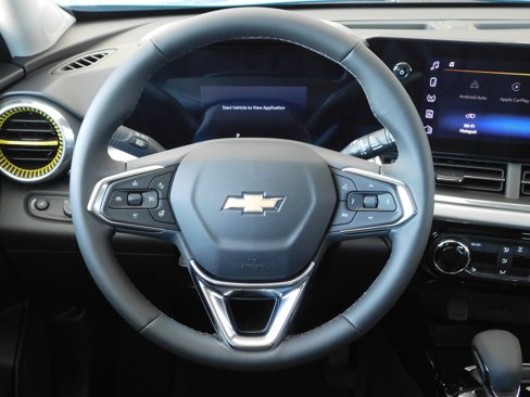 New 2025 Chevrolet Trax LT w/ Driver Confidence Package image 15