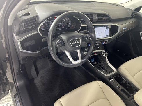 Used 2022 Audi Q3 2.0T Premium Plus w/ Premium Plus Package image 10
