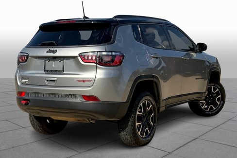 Used 2020 Jeep Compass Trailhawk image 12