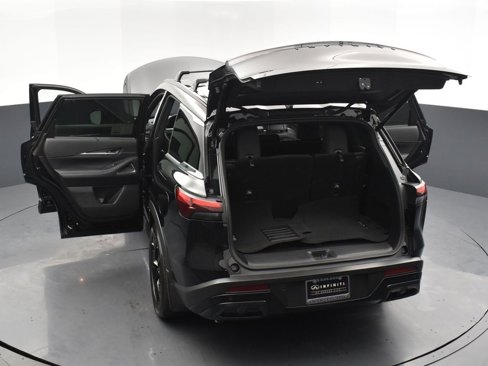 Certified 2025 INFINITI QX60 Luxe w/ Black Edition image 33