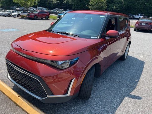 Used 2024 Kia Soul LX w/ Option Group 015 image 3