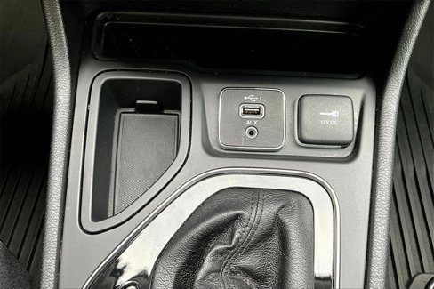 Certified 2020 Jeep Cherokee Latitude Plus image 15