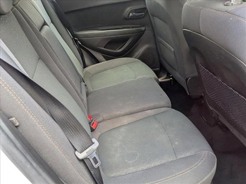 Used 2018 Chevrolet Trax LS image 18