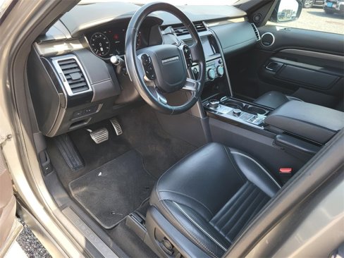 Used 2019 Land Rover Discovery HSE Luxury image 12