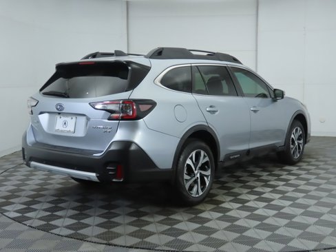 Used 2021 Subaru Outback Limited XT image 5