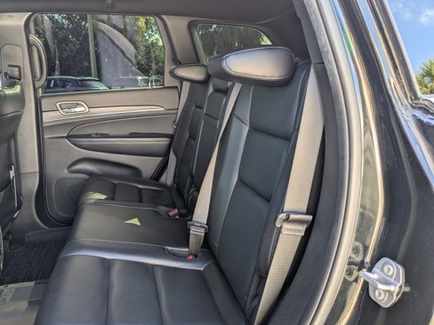 Used 2020 Jeep Grand Cherokee Limited image 14