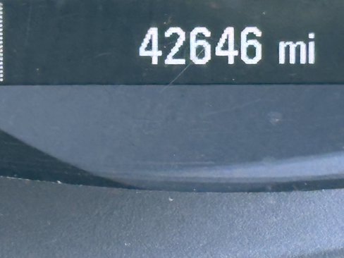Certified 2022 Chevrolet Trax LT w/ Midnight Edition image 22