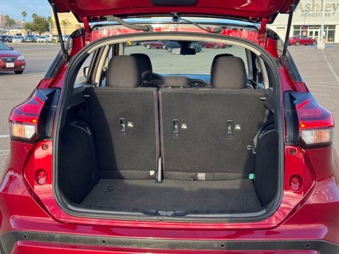 Used 2023 Nissan Kicks SV image 18