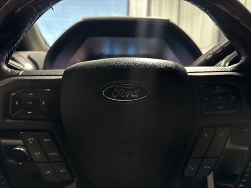 Used 2015 Ford F150 XLT w/ Equipment Group 302A Luxury image 12