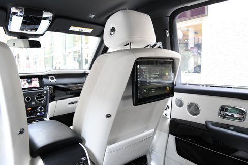 Certified 2023 Rolls-Royce Cullinan image 12
