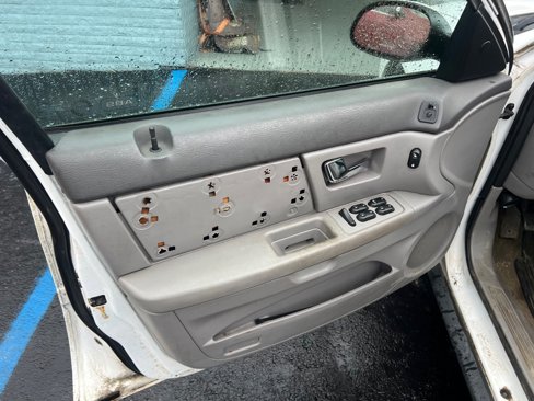 Used 2002 Ford Taurus SES image 5