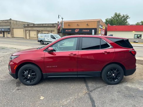 Used 2024 Chevrolet Equinox LT image 8