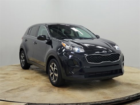 Used 2020 Kia Sportage LX image 3