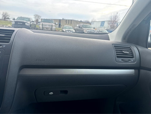 Used 2009 Volkswagen Jetta S image 26