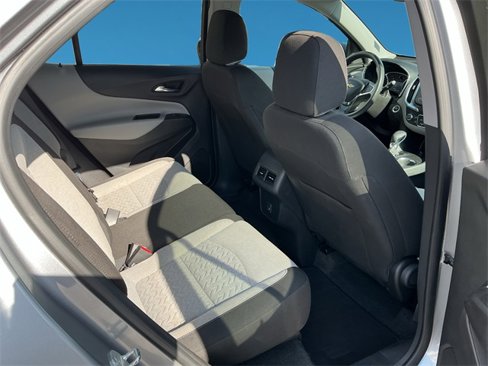 Used 2023 Chevrolet Equinox LT image 35