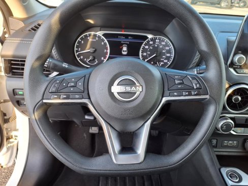 Used 2024 Nissan Sentra SV image 13