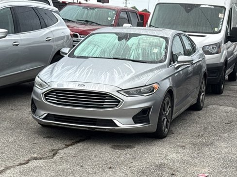 Used 2020 Ford Fusion SEL image 3