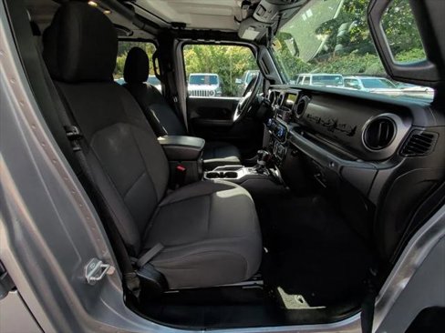 Certified 2020 Jeep Gladiator Sport w/ Quick Order Package 24S image 15