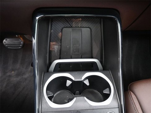 Certified 2025 BMW X2 xDrive28i image 3
