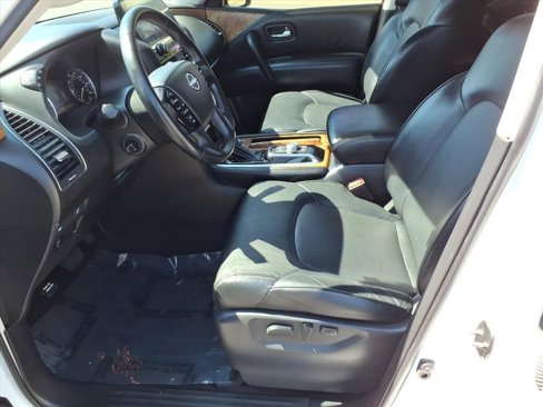 Used 2021 Nissan Armada SL w/ Captain's Chairs Package image 5