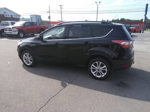 Used 2017 Ford Escape SE w/ Equipment Group 201A image 11
