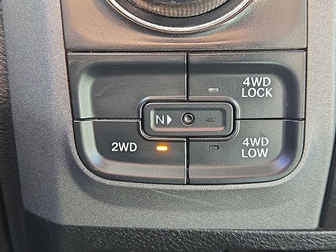 Used 2019 RAM 1500 Express image 29