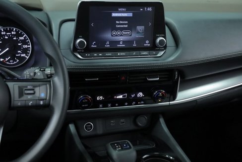 Used 2021 Nissan Rogue SV image 13