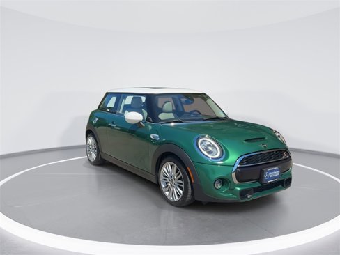 Used 2020 MINI Cooper S w/ Signature Upholstery Package image 2