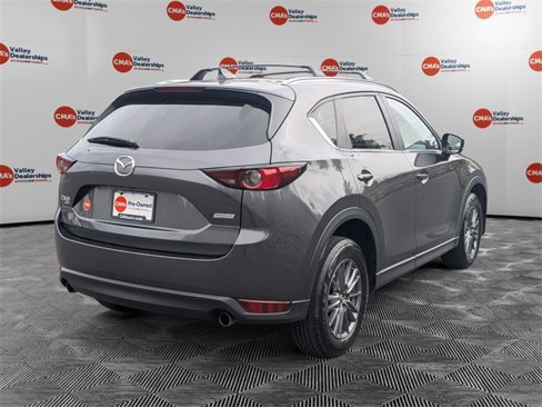 Used 2017 MAZDA CX-5 Touring w/ I-ACTIVSENSE Package image 5
