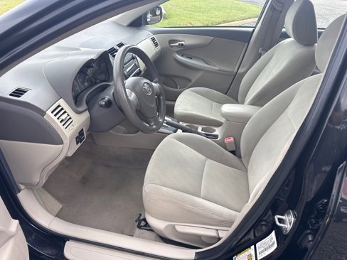 Used 2010 Toyota Corolla LE image 22