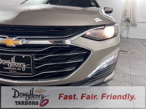 Used 2023 Chevrolet Malibu LT w/ Driver Confidence Package image 12