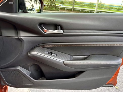 Used 2019 Nissan Altima 2.5 SR image 13