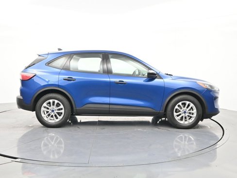 Used 2022 Ford Escape S image 4