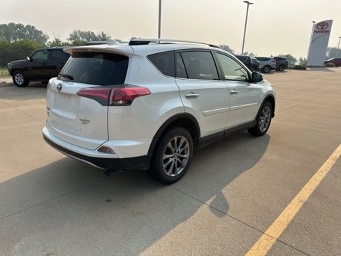 Used 2017 Toyota RAV4 Limited image 12