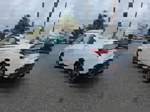 New 2025 Hyundai Elantra Sport image 4