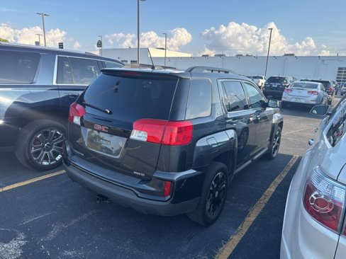 Used 2017 GMC Terrain SLE w/ Nightfall Package image 4