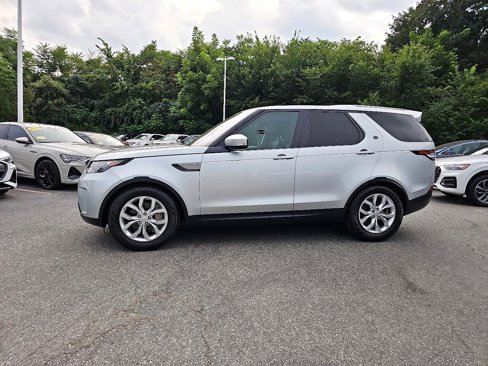 Used 2018 Land Rover Discovery SE image 7