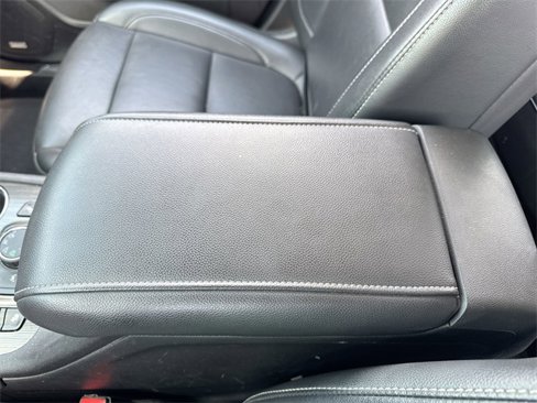 Used 2023 GMC Acadia SLT image 21