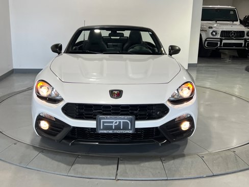 Used 2017 FIAT 124 Spider Abarth image 4