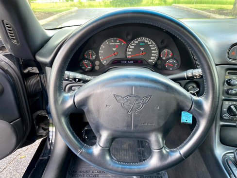 Used 1997 Chevrolet Corvette Coupe image 18