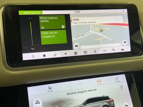 Used 2018 Land Rover Range Rover Velar R-Dynamic SE image 24