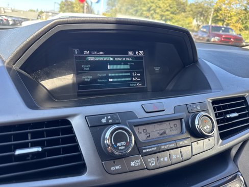 Used 2016 Honda Odyssey EX-L image 18