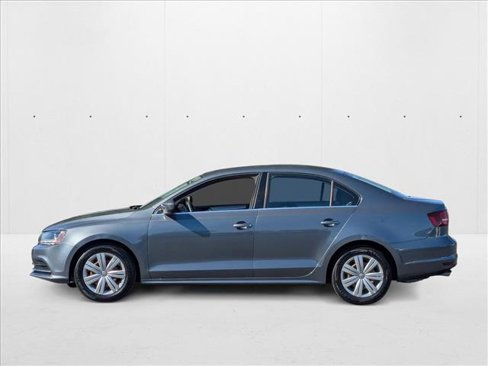 Used 2017 Volkswagen Jetta S image 9