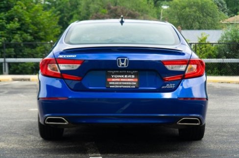 Used 2021 Honda Accord Sport image 8